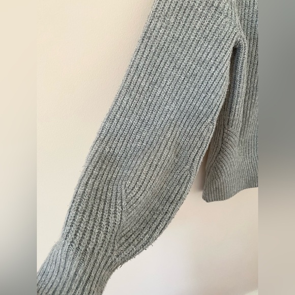 Amazon Essentials Women’s Soft Touch Ribbed Blouson Cardigan - Picture 5 of 7